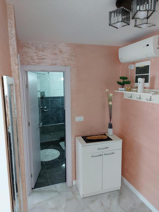 Apartman Star Lux Kula Extérieur photo